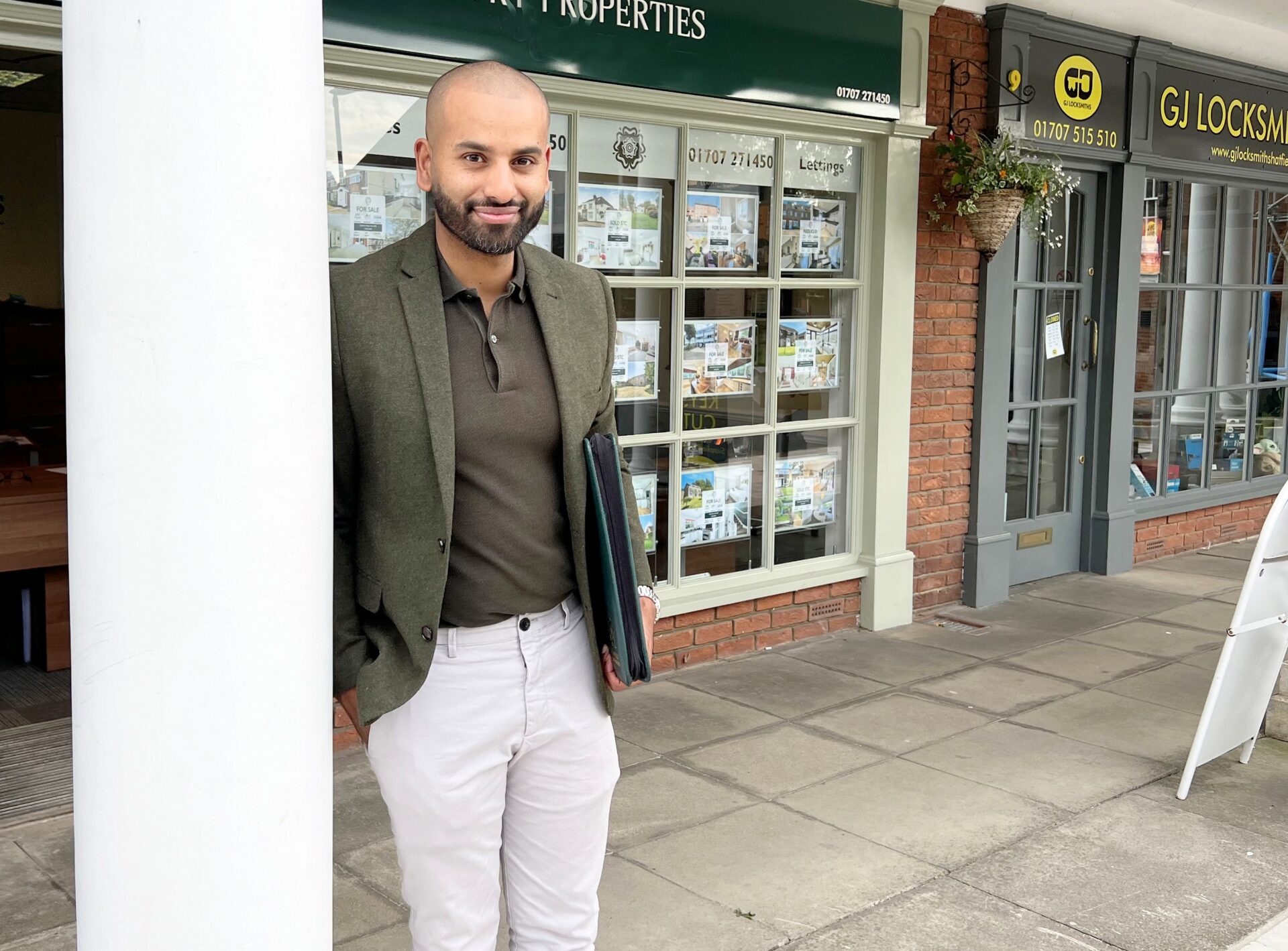 Moby Rahman, Franchise Owner, Hatfield