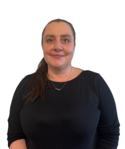 Donna Hurren, weekend viewing assistant of Country Properties Estate Agents in Hitchin